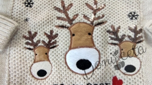 Плетен коледен пуловер в бежово с три еленчета