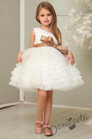 Детска официална рокля в бяло с тюл и златна панделка