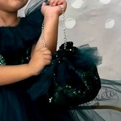 Официална детска рокля без ръкав с богат тюл и чантичка в тъмнозелено 2