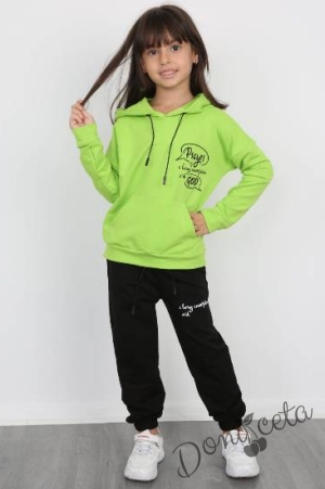 Детски спортен комплект за момиче от суитчър и панталон в зелено 1