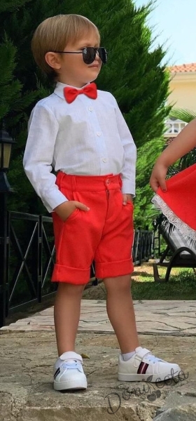 Комплект от риза в бяло с дълъг ръкав, къси панталони и папийонка в червено за момче