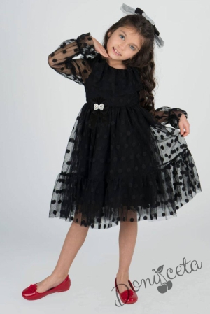 Официална детска рокля на точки с харбала в черно с тюл, дълъг ръкав, коланче и панделка за коса