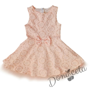 Официална детска рокля без ръкав в прасковено на цветя с дантела и тюл 54684311