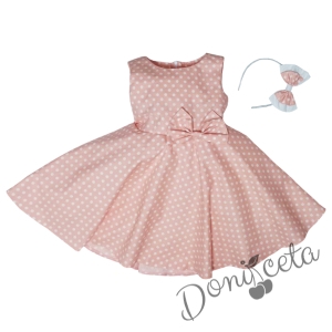 Официална или ежедневна детска/бебешка рокля в прасковено на бели точки тип клош Саша с прасковена диадема
