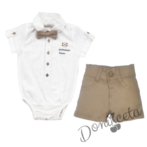 Бебешки комплект от къси панталонки в бежово, боди-риза в бяло с жълти точки и папийонка 75844465