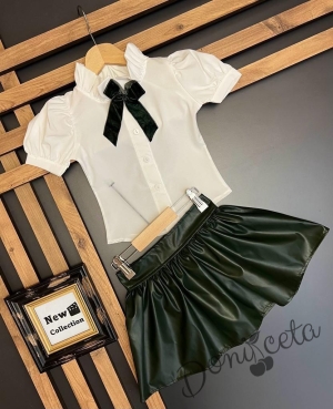Детски комплект за момиче от риза с къс ръкав тип буфан в екрю с панделка и кожена пола в тъмнозелено 2