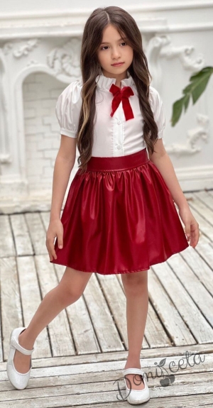 Детски комплект за момиче от риза с къс ръкав тип буфан в екрю с панделка и кожена пола в червено 1