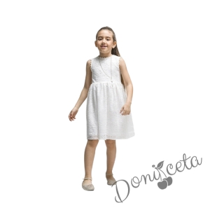 Официална детска рокля от дантела в бяло