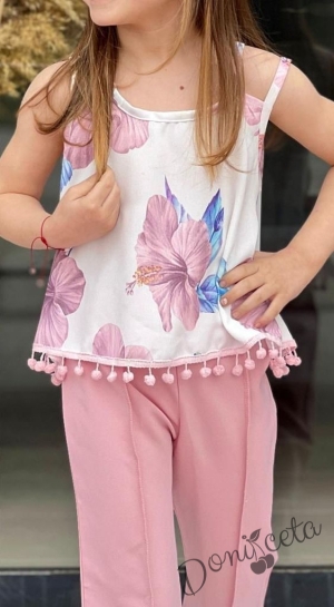 Детски комплект за момиче с дълъг панталон тип чарлстон в пудра и блуза без ръкав в бяло с ресни и цветя в пудра 2