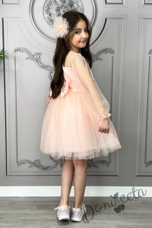 Официална детска рокля с дълъг ръкав от тюл на ситни точки с панделка и фиба за коса в прасковено Хейди 2
