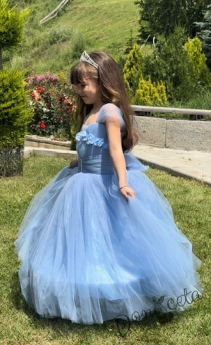 Официална дълга детска рокля в светлосиньо с обръч Андреан6