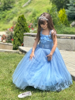 Официална дълга детска рокля в светлосиньо с обръч Андреан10