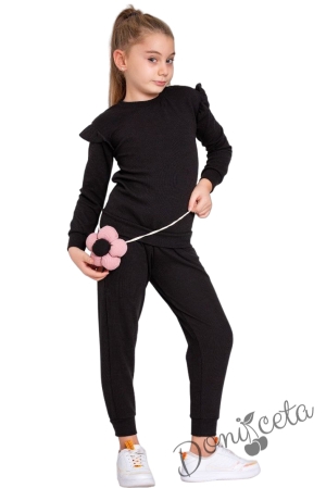 Детски комплект от блуза с къдрици и панталон в черно с подарък 1