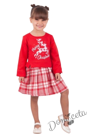 Детска коледна рокля в червено с надпис Весела Коледа и каре пола
