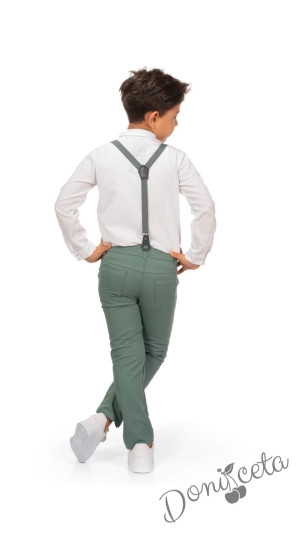 Комплект за момче от риза в бяло с дълъг ръкав и орнаменти, папийонка с тиранти и панталони в зелено