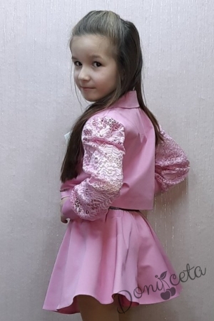 Комплект Тея от пола-панталон, сако и блуза с панелка в розово 4
