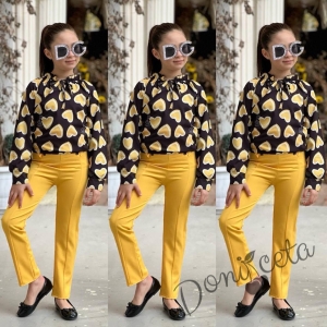 Комплект за момиче от блуза с дълъг  ръкав на сърца и панталон в жълто 1