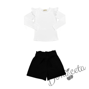 Комплект за момиче от къси панталони в черно и блуза в бяло с къдрици 1