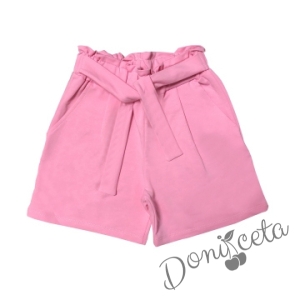 Детски комплект от къси панталони в розово и туника в прасковено с цветя 4
