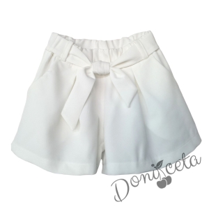 Комплект от къси панталонки в бяло и туника в прасковено 3