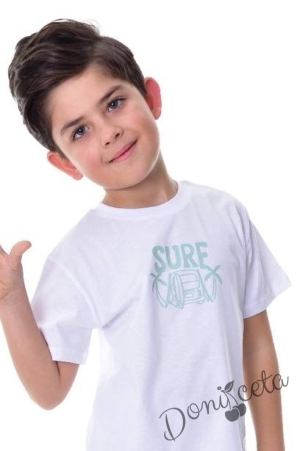 Комплект за момче от тениска в бяло и панталон в зелено SURE 2