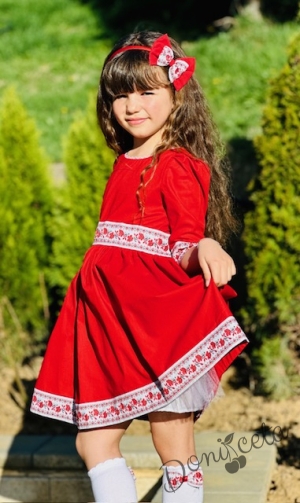 Детска рокля в червено с фолклорни/етно мотиви тип народна носия и диадема4