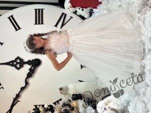 Formal children's long dress in white sleeveless with a tiara and a hoop underneath the skirt Sherry