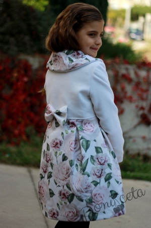 Children's coat for a girl in white with flowers